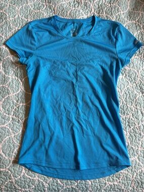 Nike Women’s Short Sleeve Athletic Tee in Bright Blue